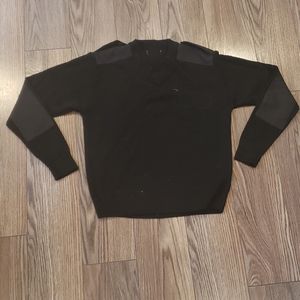 💕3/$30 Black Sweater